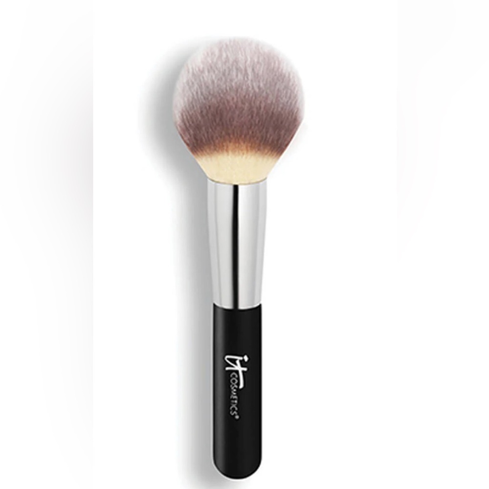 IT COSMETICS. Heavenly Luxe Wand Ball Powder Brush # 8